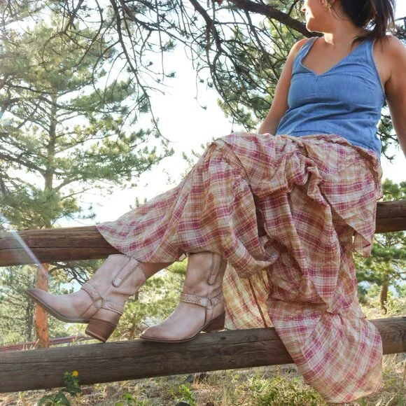 Diba True Genuine Leather Western Bootie - Picture 2 of 10